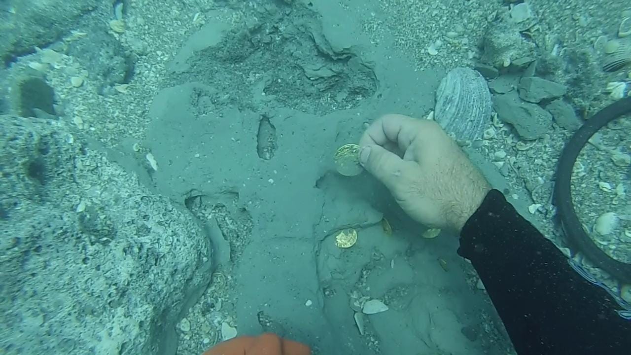 Клад под водой